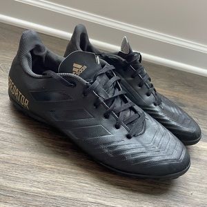 Adidas Predator indoor Soccer